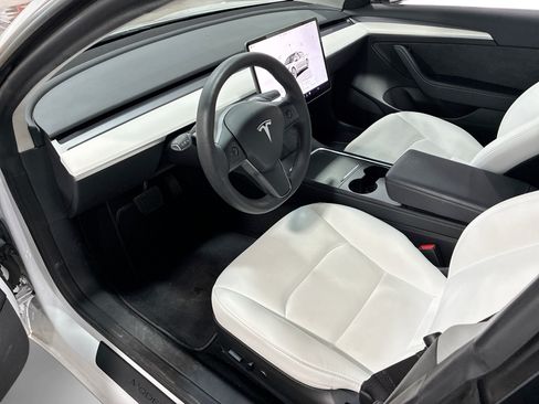 Certified 2023 Tesla Model 3 Long Range AWD/4WD image 9