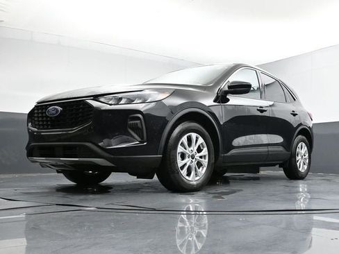 Used 2023 Ford Escape Active w/ Tech Pack #2 AWD/4WD image 29