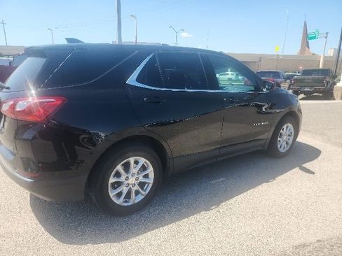 Used 2020 Chevrolet Equinox LT FWD image 3
