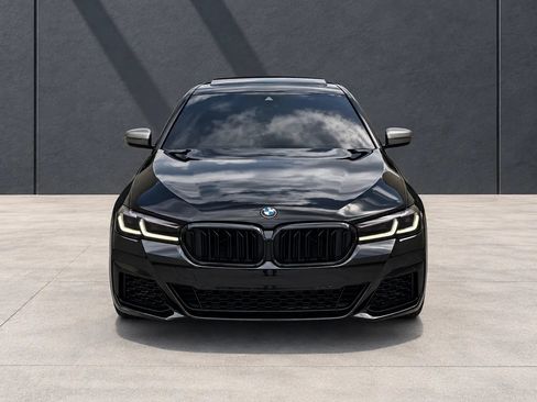 Used 2022 BMW M550i xDrive AWD/4WD image 8