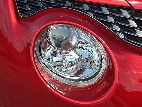 Used 2016 Nissan Juke SL AWD/4WD image 9