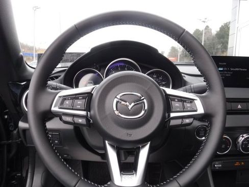 Used 2025 MAZDA MX-5 Miata RF Grand Touring w/ Weather Package image 39