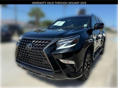 Certified 2023 Lexus GX 460 w/ Black Line Special Edition AWD/4WD image 4