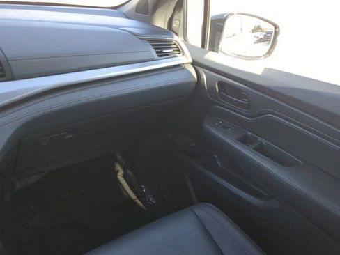 Used 2025 Honda Odyssey Sport-L image 17