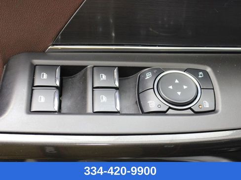 Used 2023 Ford F150 Lariat w/ Max Trailer Tow Package image 17