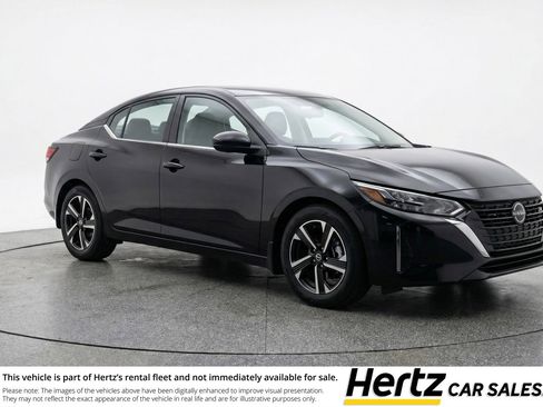Used 2025 Nissan Sentra SV image 1