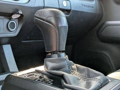 Used 2023 Toyota Tacoma SR w/ SR Convenience Package image 13