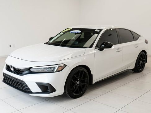 Certified 2024 Honda Civic Sport image 6