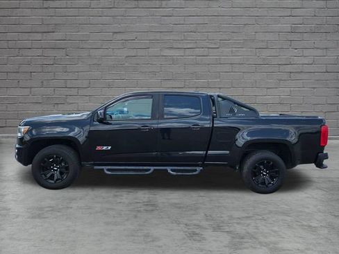 Used 2018 Chevrolet Colorado Z71 w/ Z71 Midnight Edition AWD/4WD image 2