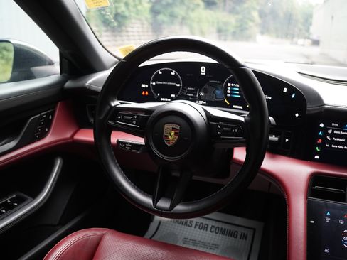 Used 2021 Porsche Taycan RWD image 23