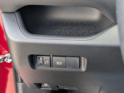 Certified 2025 Toyota RAV4 LE image 22