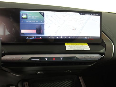 Used 2026 BMW X3 xDrive30 w/ Premium Package image 30