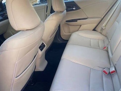Used 2015 Honda Accord EX-L image 18