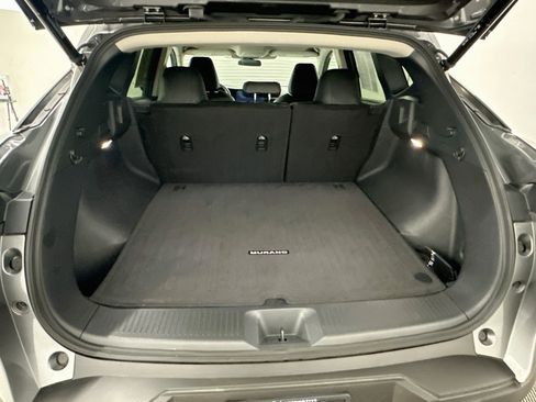 Used 2025 Nissan Murano SV AWD/4WD image 29