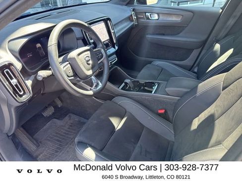 Used 2023 Volvo C40 P8 Recharge Ultimate w/ Protection Package Premier AWD/4WD image 9
