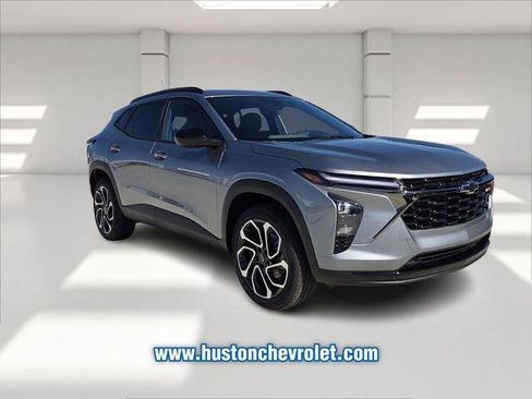 New 2026 Chevrolet Trax RS w/ Driver Confidence Package image 7