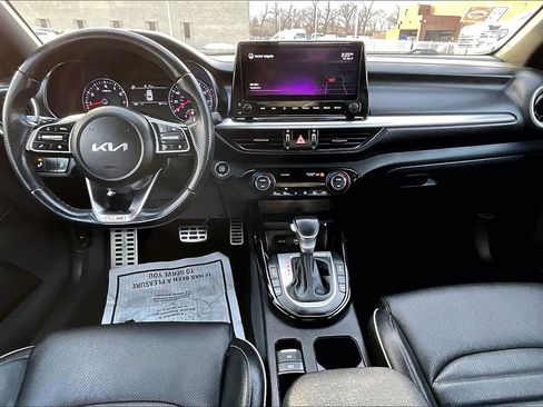 Used 2022 Kia Forte GT-Line w/ GT-Line Premium Package image 14