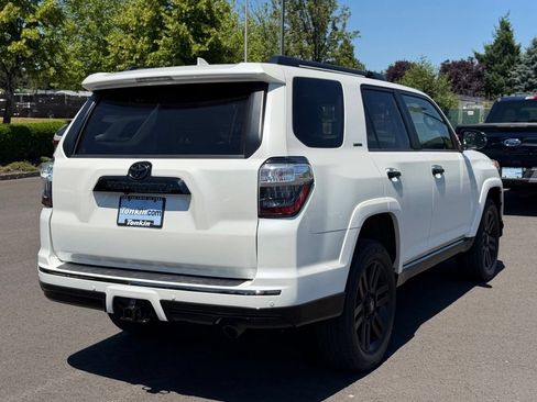 Used 2020 Toyota 4Runner Nightshade AWD/4WD image 8