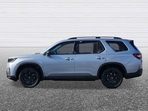 New 2026 Honda Pilot Black Edition image 2