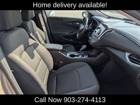 Used 2022 Chevrolet Malibu RS FWD image 32