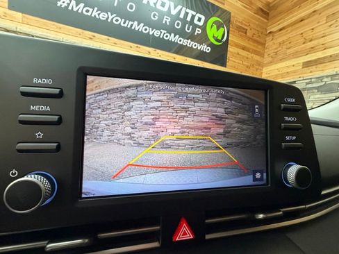 Certified 2023 Hyundai Elantra SEL image 21