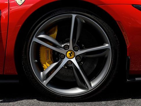 Used 2025 Ferrari 296 GTB RWD image 33