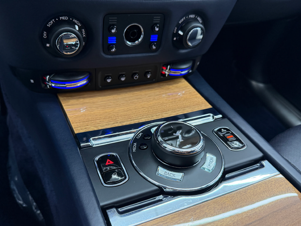Used 2019 Rolls-Royce Ghost RWD image 16
