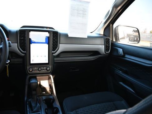 Used 2025 Ford Ranger XL w/ Trailer Tow Package image 20