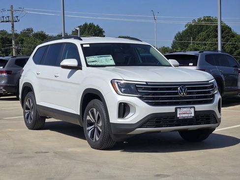 New 2026 Volkswagen Atlas SE FWD image 7