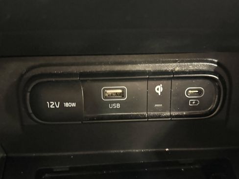 Used 2023 Kia Sportage X-Line w/ X-Line Premium Package AWD/4WD image 19