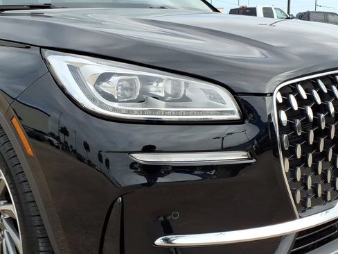 Used 2025 Lincoln Corsair Reserve AWD/4WD image 9