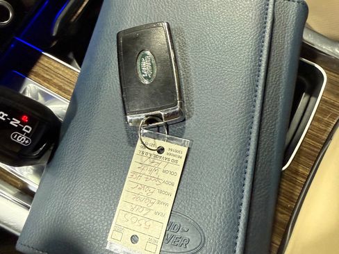 Used 2018 Land Rover Range Rover Sport HSE image 65