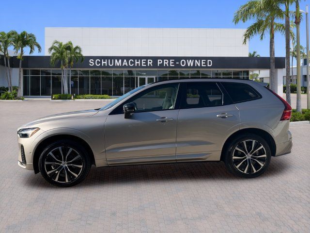 Certified 2024 Volvo XC60 B5 Plus AWD/4WD image 4