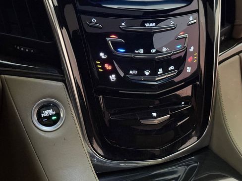 Used 2018 Cadillac Escalade ESV Platinum image 39