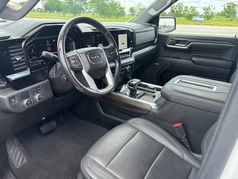 Used 2022 GMC Sierra 1500 SLT RWD image 8