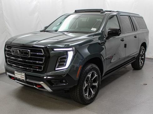 New 2026 GMC Yukon XL AT4 w/ AT4 Premium Plus Package AWD/4WD image 5