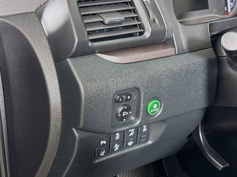 Used 2023 Honda Ridgeline RTL-E image 10