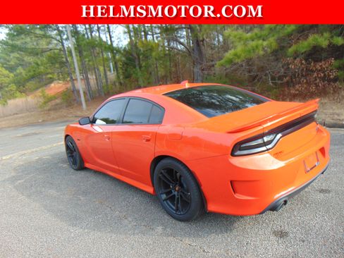 Certified 2022 Dodge Charger R/T image 6