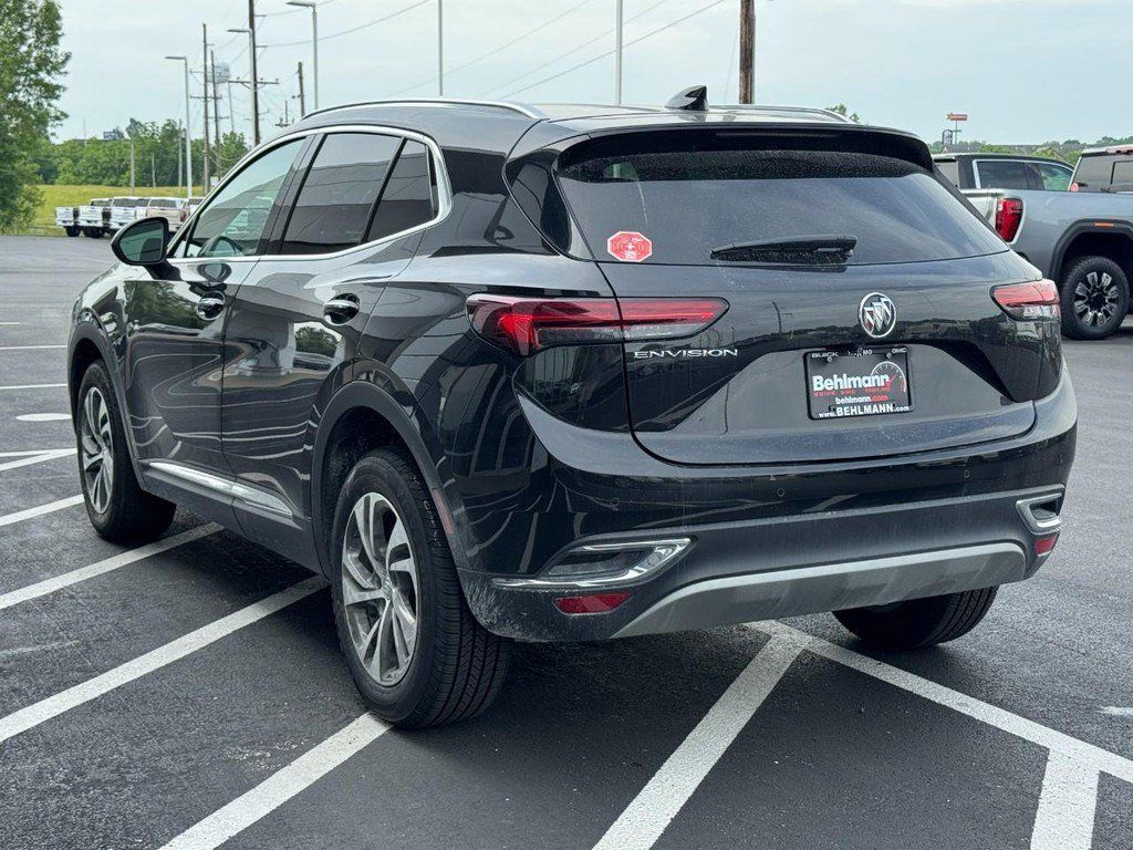 Used 2023 Buick Envision Essence FWD image 8