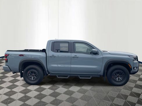Used 2026 Nissan Frontier PRO-4X image 4
