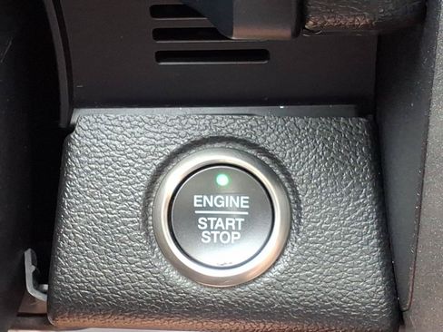 Used 2017 Ford F150 Raptor w/ Equipment Group 802A Luxury AWD/4WD image 23