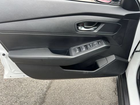 Used 2023 Honda Accord LX image 19