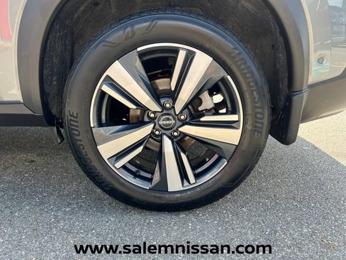 Used 2023 Nissan Rogue SL w/ SL Premium Package AWD/4WD image 31