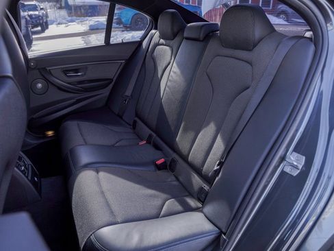 Used 2018 BMW M3 image 38