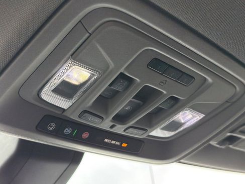 Used 2020 GMC Sierra 1500 Denali w/ Denali Ultimate Package image 23