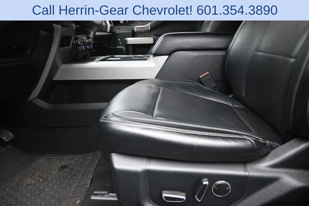 Used 2019 Ford F250 4x4 Crew Cab Super Duty image 13