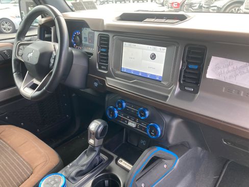 Certified 2022 Ford Bronco Outer Banks AWD/4WD image 16