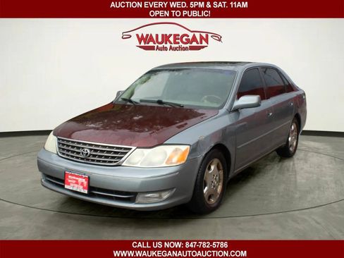 Used 2003 Toyota Avalon XLS FWD image 1