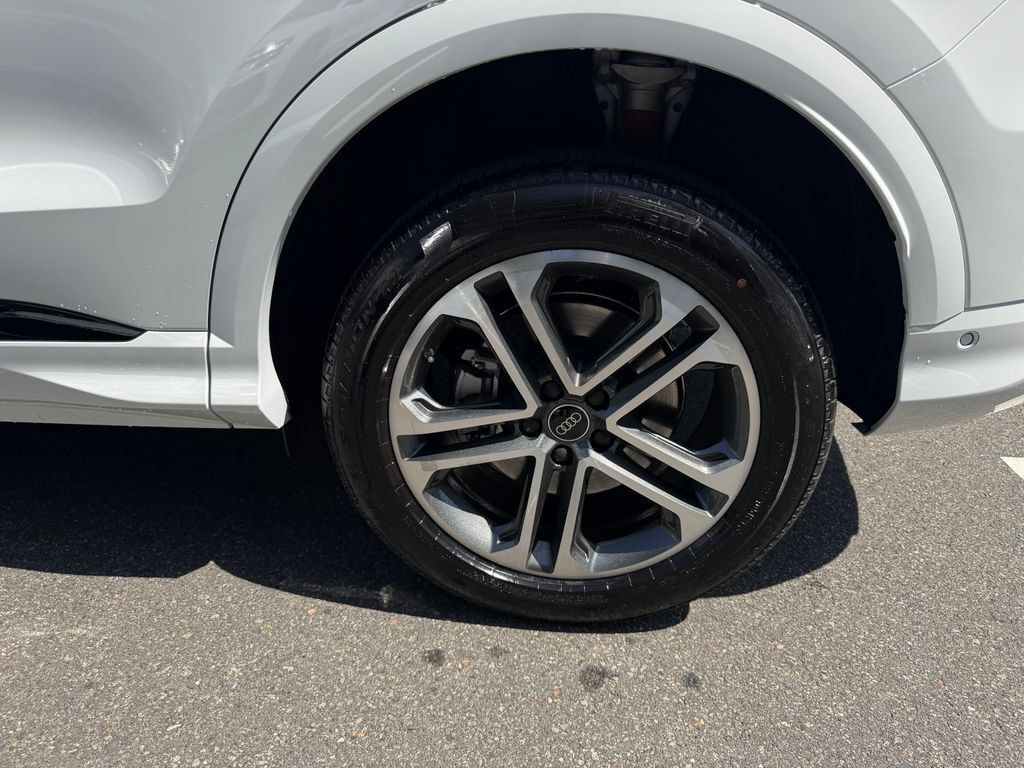 New 2026 Audi Q5 Premium AWD/4WD image 10