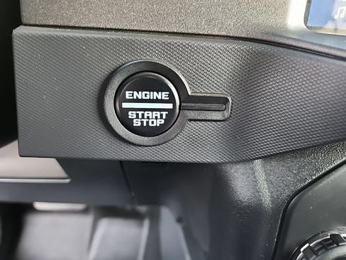 Used 2024 Ford Bronco Badlands AWD/4WD image 16